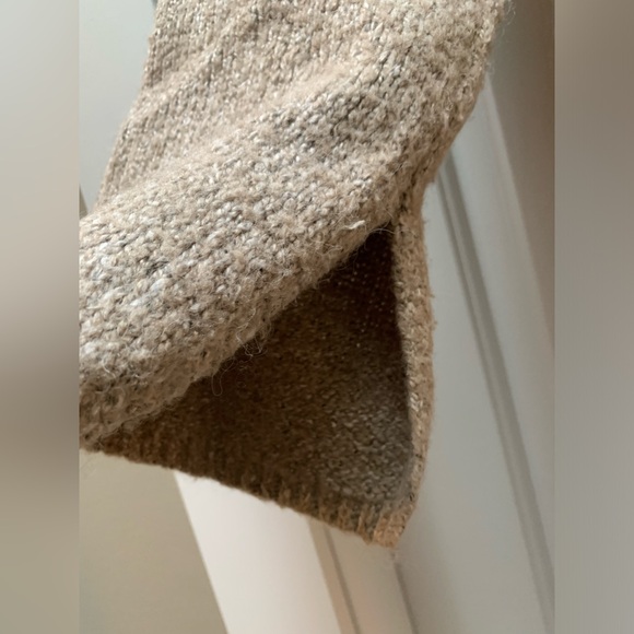 ROCOCO hi low sweater - Picture 3 of 10